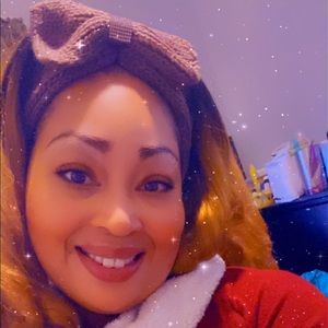 Meet your Posher, Latisha